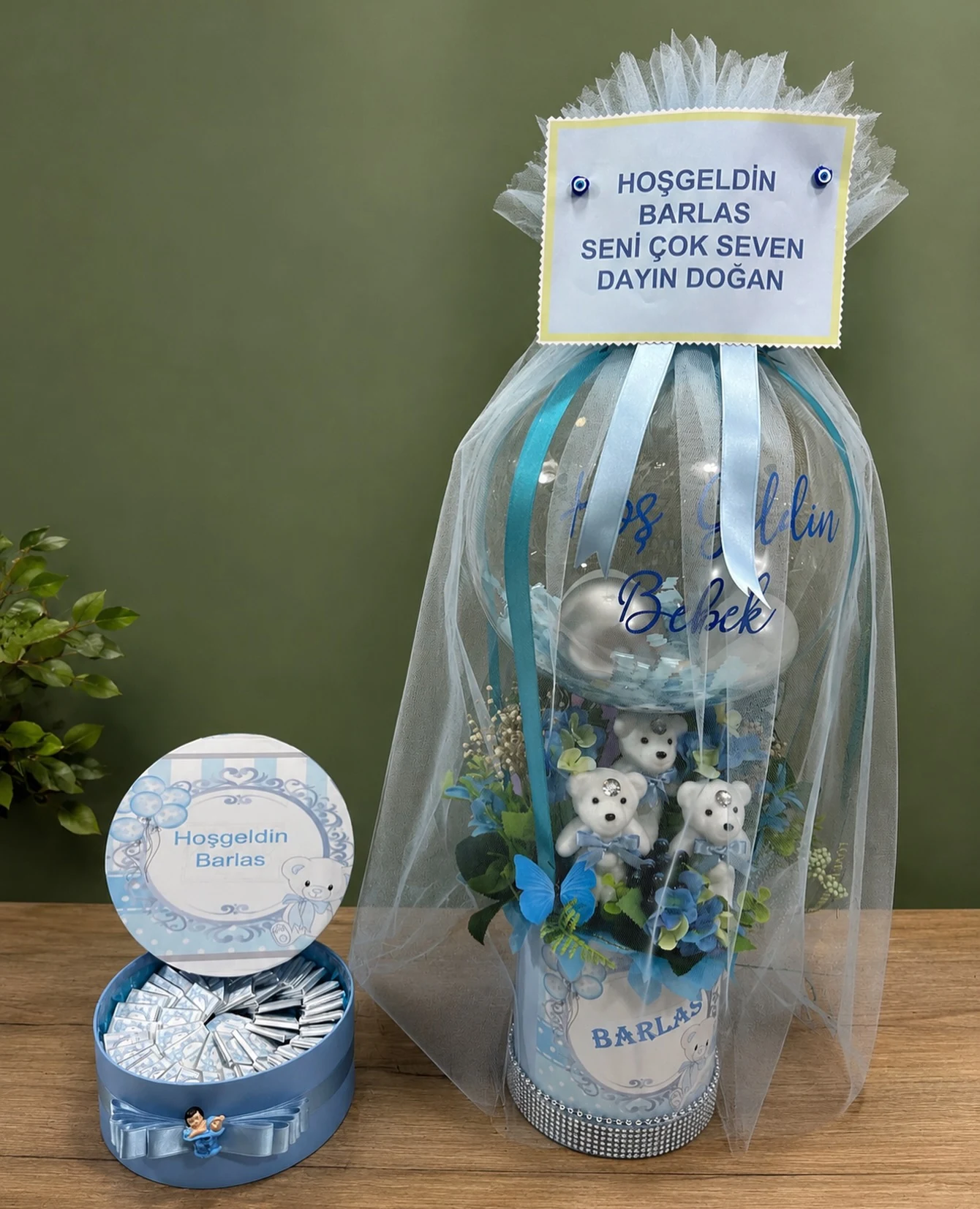 Ayıcıklı Balonlu Bebek Aranjmanı ve Çikolata Kutusu