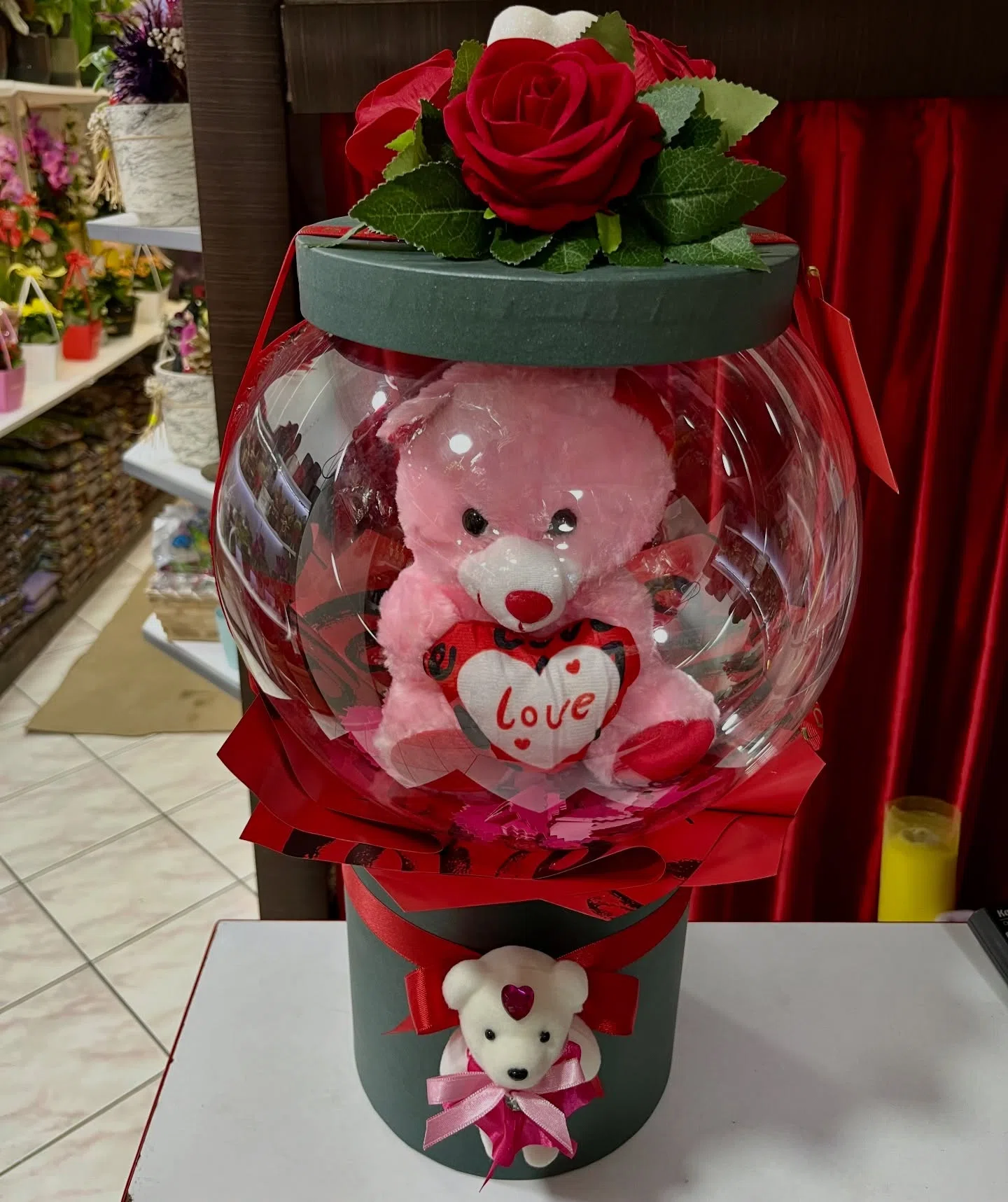 Balon İçinde Pembe Ayıcık – Aşkın En Tatlı Hali!